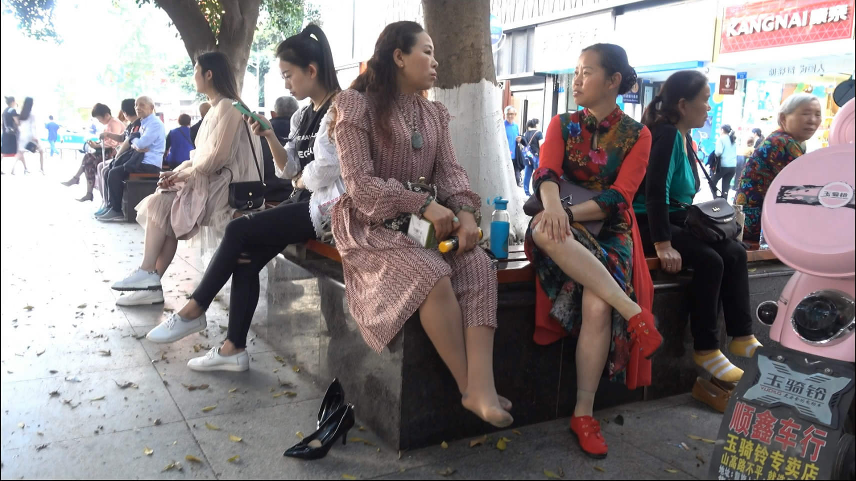 streetsnapnylon[00 01 04][20181208 230401 6]